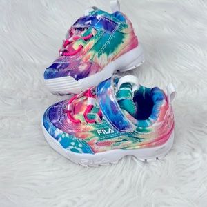Fila baby shoes